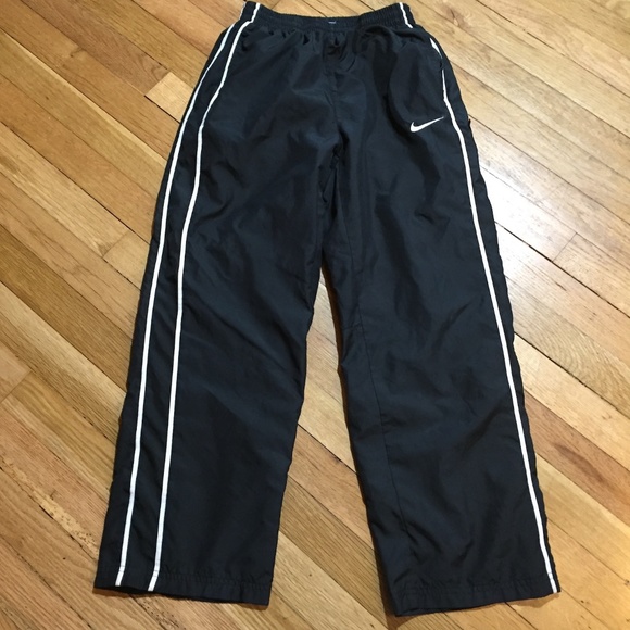 Nike Boys Athletic Nylon Pants Black 